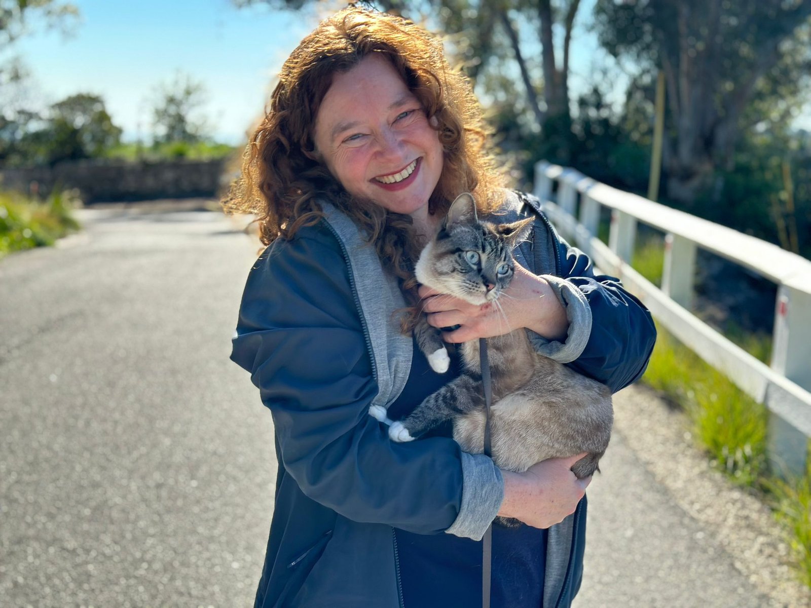 best petsitting Bend Oregon pet sitting dog cat care housesitting